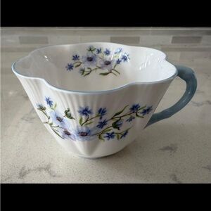 VINTAGE SHELLEY DAINTY SHAPE FINE BONE CHINA BLUE ROCK PATTERN TEACUP